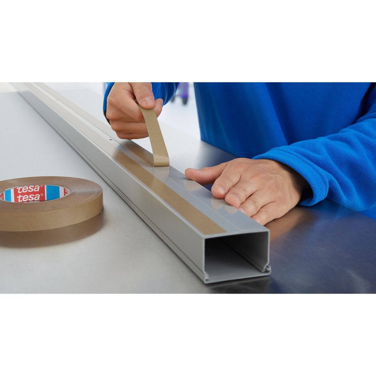tesafix 4962 Nonwoven Tape, 50 m x 50 mm, white-translucent – Applications