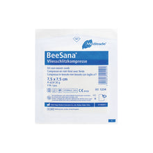 BeeSana® Vliesschlitzkompresse, steril, 4-fach