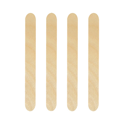 Vier PAPSTAR Getränke-Quirle aus Holz (15 cm) für Caipirinha Cocktails sind vertikal nebeneinander auf weißem Hintergrund angeordnet.