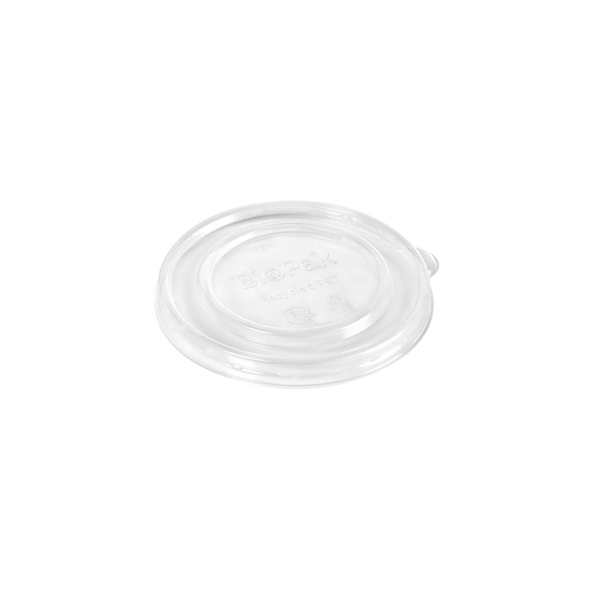 The lid carton Ronda SHORT rPET Transparent 480 ml from Duni GmbH made of transparent plastic with a small tab is ideal for food packaging and shows embossed material and brand information. Pack: 25 pieces.