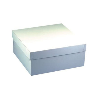 The image shows a PAPSTAR 10 cake boxes, with lids, white rectangular cardboard PAPSTAR A GmbH box, closed with the lid on. The square white cardboard box (30x30x13 cm) is positioned at a slight angle against a white background.