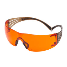 3M™ SecureFit™ 400 Schutzbrille, schwarz/braune Bügel, Scotchgard™ Anti-Fog-/Antikratz-Beschichtung (K&N), orange Scheibe, SF406SGAF-BLA-EU | Packung (1 Stück)