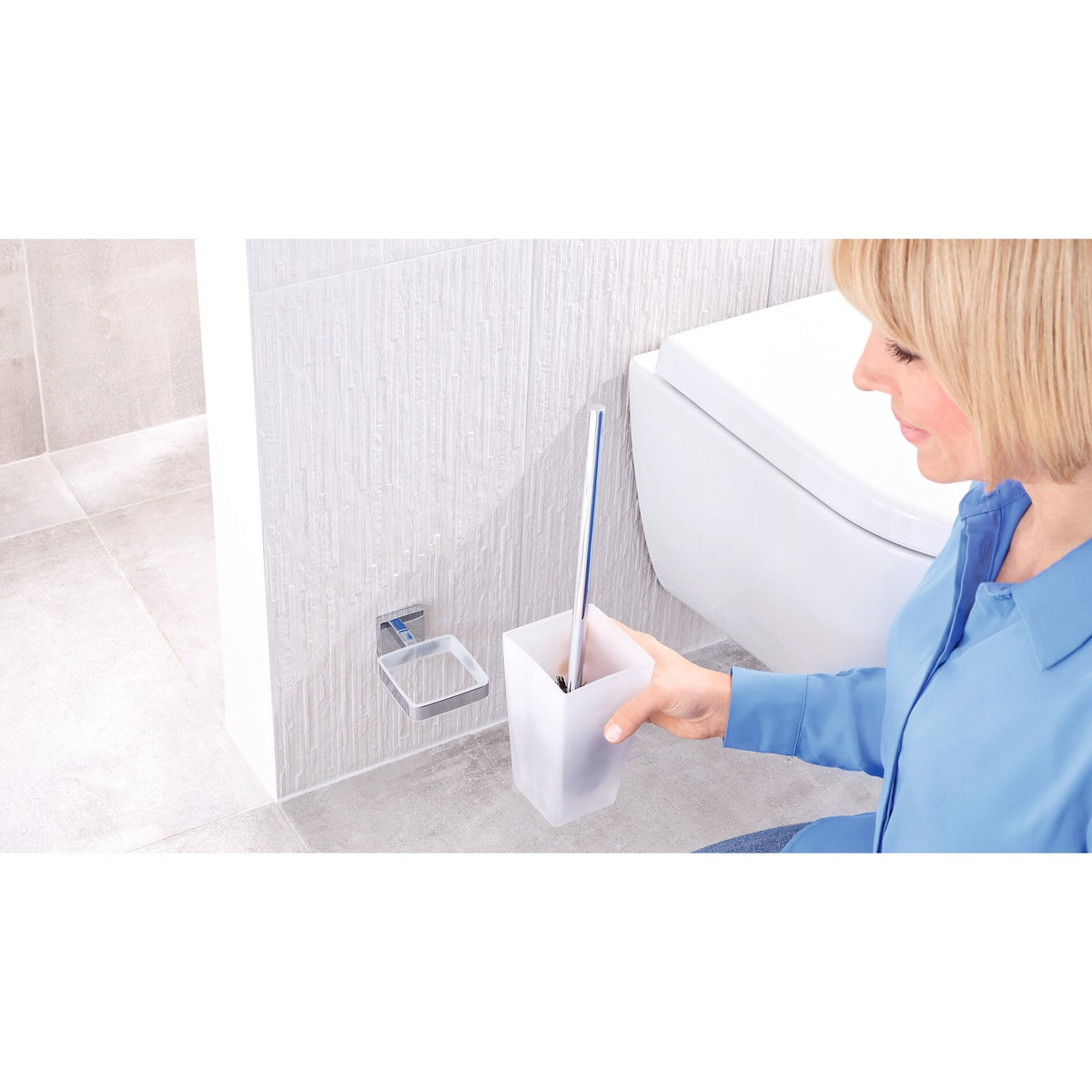tesa DELUXXE Toilet Brush Set, Metal, Chrome-Plated, Includes Adhesive Solution – Instructions for Use