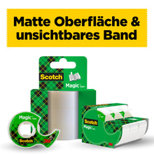 Ein grüner Scotch® Magic™ Spender, eine 3M Deutschland GmbH Nachfüllpackung mit 2 Rollen (19 mm x 7,5 m), und eine Multi-Pack-Box stehen vor ihrer Verpackung. Darüber ein gelbes Banner: "Matte Oberfläche & unsichtbares Band.
