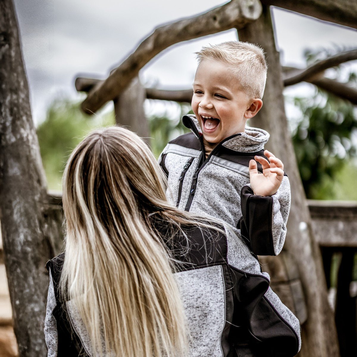 NITRAS MOTION TEX KIDS, Strick-Softshelljacke, hellgrau / schwarz