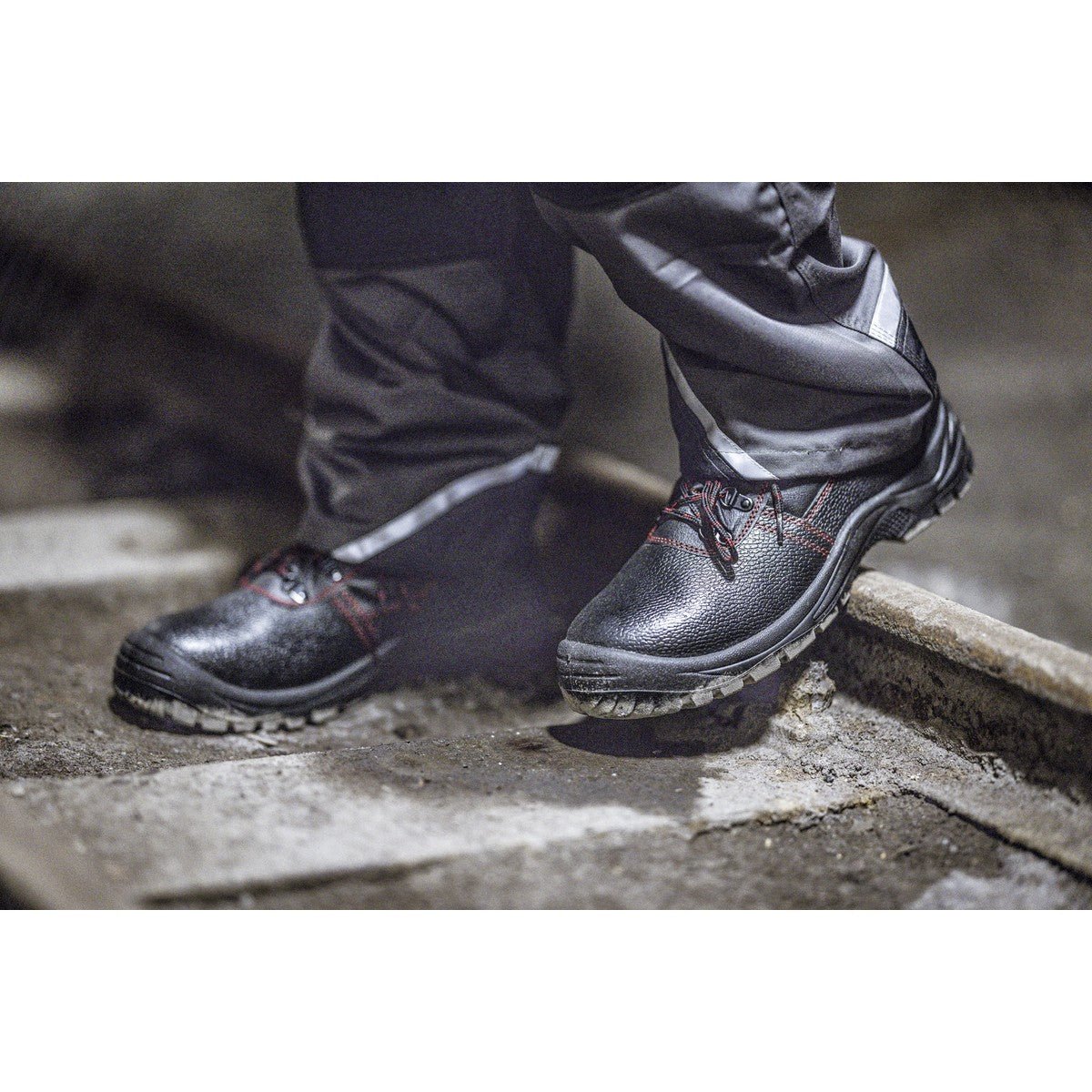 NITRAS BASIC STEP MID, S3 Sicherheitsstiefel, halbhoch, schwarz