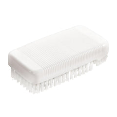 The Diversey hand brush, white, stiff (97 x 47 mm), features stiff bristles and a ribbed plastic handle. This nail brush (1 piece) is ideal for effective cleaning and is shown against a white background.