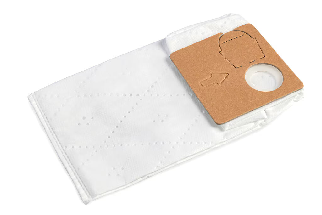 Ein TASKI AERO UP Vliesbeutel Staubsaugerbeutel von Diversey Deutschland GmbH & Co. OHG mit braunem Pappkragen, runder Öffnung und Pfeil auf weißem Hintergrund. Die Packung enthält 1 Stück.