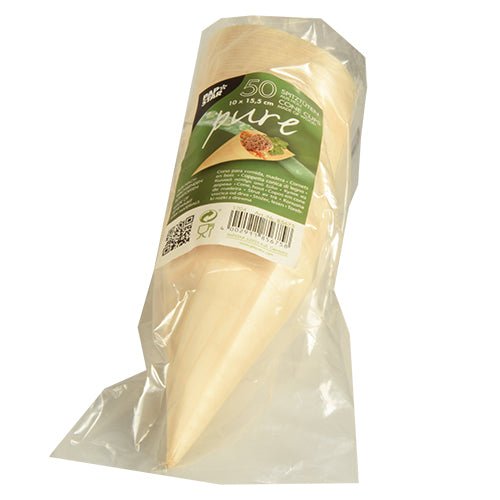 Eine durchsichtige Kunststoffverpackung mit 50 kegelförmigen „pure“ Fingerfood-Spitztüten aus Holz der PAPSTAR GmbH verfügt über ein grünes Etikett mit Produktinformationen und Barcode und hebt ihr umweltfreundliches Holzdesign hervor.