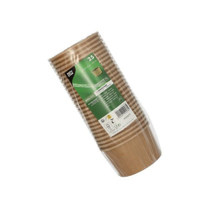 Ein Stapel von 25 braunen PAPSTAR Suppenbechern rund (230 ml), ideal für Suppen und Snacks, verpackt in Kunststoff mit einem grün-weißen Etikett mit Produktinformationen und Recycling-Symbolen. Marke: PAPSTAR GmbH.