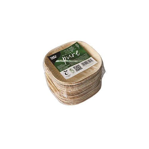 A stack of square PAPSTAR 25 plates made of palm leaf ("pure") from PAPSTAR GmbH, environmentally friendly manufactured, packaged in plastic and provided with a green-white label with product information.