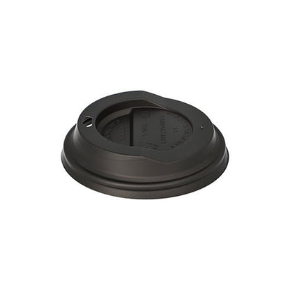 The PAPSTAR 50 dome lids made of C-PLA, biodegradable and white, are presented flat. The round lid (2.1 cm high) from PAPSTAR The GmbH has a raised drinking spout and a small ventilation hole.
