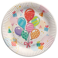 Der PAPSTAR 50 Teller, Pappe rund Ø 23 cm der PAPSTAR GmbH besticht durch ein farbenfrohes Ballondesign mit Geschenken und Konfetti – perfekt für Partys und eine umweltfreundliche Alternative zu herkömmlichen Tellern.