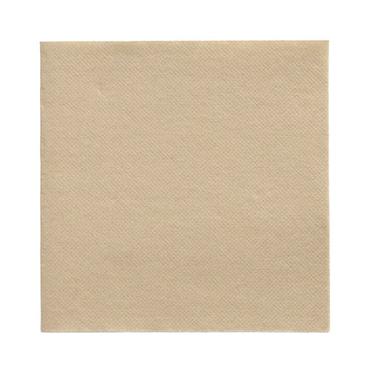 Eine einzelne beige PAPSTAR 20 Servietten "DAILY Collection" Serviette (32x32 cm, 1/4-Falz) der PAPSTAR GmbH ist auf weißem Hintergrund abgebildet, ideal für elegante Servietten oder schlichte Tischdekoration.