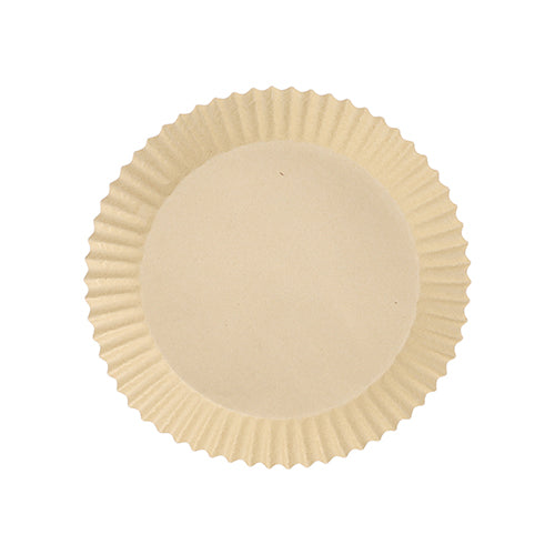 A simple, round PAPSTAR 100 baking papers for air fryers from PAPSTAR GmbH, beige with fluted edges and 4.5 cm height, made from heat-resistant paper for even browning, shown from above on a white background.