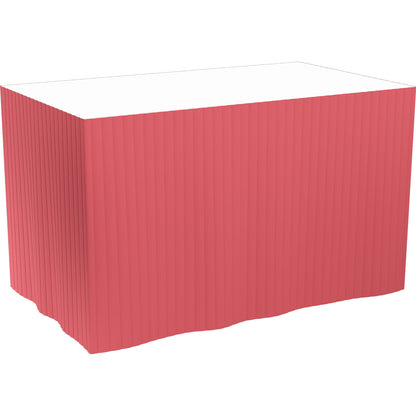 Ein rechteckiger Tisch ist an drei Seiten mit einem roten, selbstklebenden Dunicel-Tableskirt (72 cm, 5 x 4 m) der Duni GmbH bedeckt, so dass die weiße Tischplatte vor einem schlichten weißen Hintergrund frei liegt.