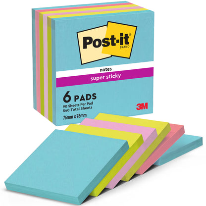 Eine Packung 3M Post-it® Super Sticky Notes (76mm x 76mm), 6 Blöcke mit je 90 Blatt (540 insgesamt), farblich sortiert, 100% PEFC zertifiziert.