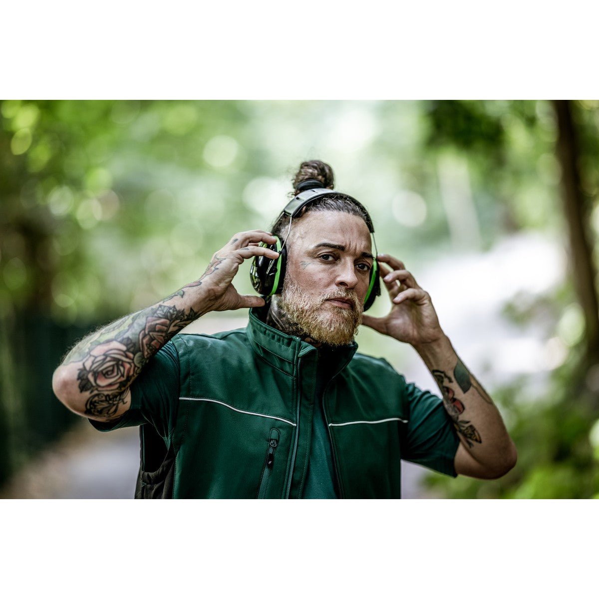 NITRAS MUTE DEFENDER PRO, earmuffs, black / green, EN 352-1 plastic | Pack (1 piece)