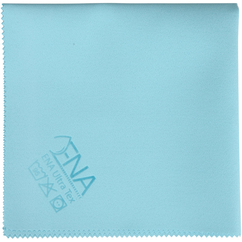 Ein hellblaues ENA Ultra Tex PU Tuch (38x37 cm) von Abena Re-Seller GmbH mit gezacktem Rand, Pflegesymbolen und dem Schriftzug "FNA Ultra Tex" unten links - perfekt für die streifenfreie Reinigung.