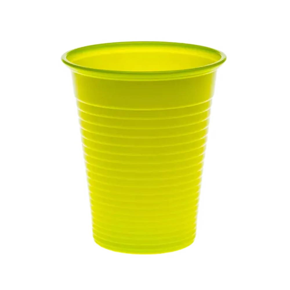 A single yellow plastic cup from the AMPri Dental PP mouth rinse cup series 180 ml, commonly used as a disposable mouth rinse cup in dental practices, is depicted on a plain white background.
