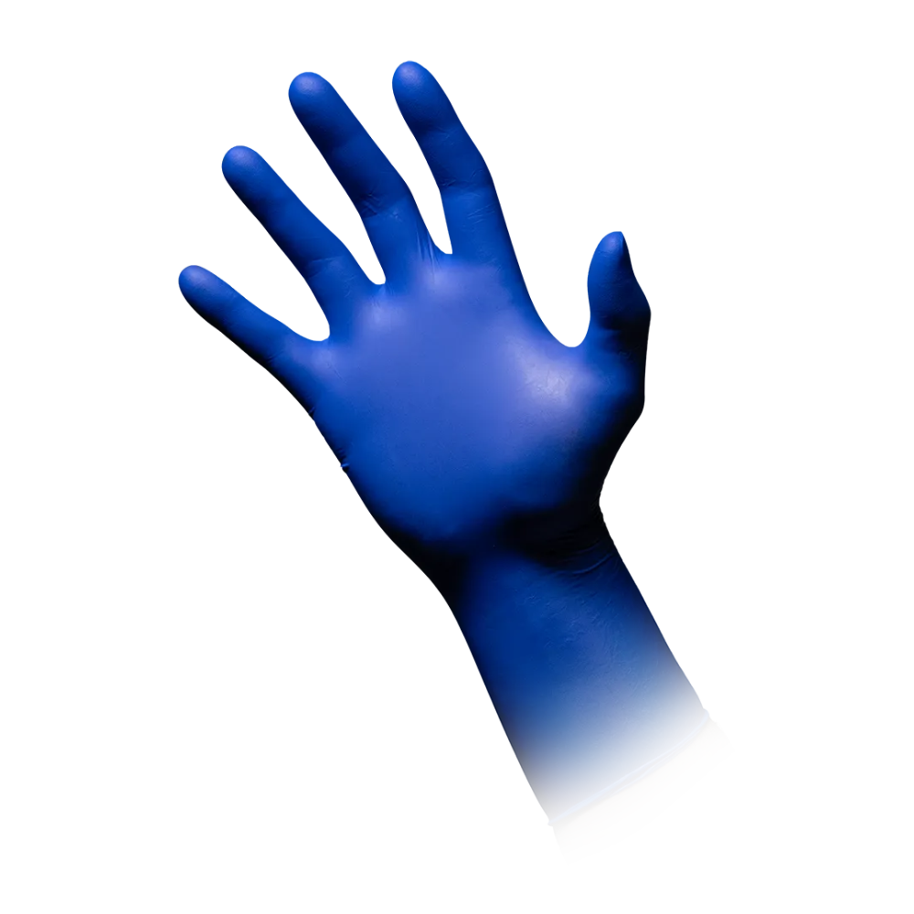 Ein blauer AMPri MED-COMFORT Nitrilhandschuh Epiderm Protect bedeckt eine rechte Hand mit gespreizten Fingern. Der Handschuh reicht bis zur Mitte des Handgelenks. Der Hintergrund ist schlicht weiß.