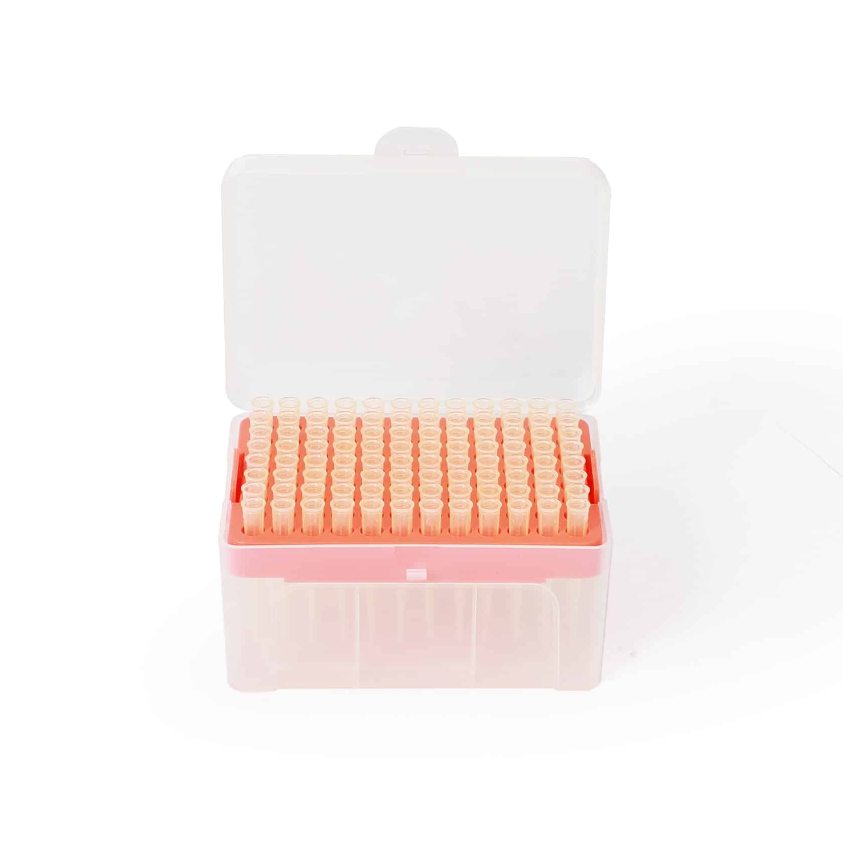 Eine Aufbewahrungsbox aus Kunststoff mit Reihen ordentlich angeordneter kleiner Fläschchen mit orangefarbenen Deckeln vor weißem Hintergrund. Der Deckel der Box ist offen und enthält eine Halterung für 96 Altruan Sterile Pipettenspitzen 100 / 200µl, mit Filter.