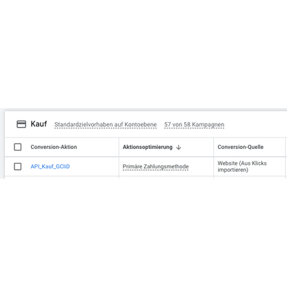 Screenshot einer digitalen Schnittstelle, die Kaufeinstellungen für Kampagnen vom Weclapp- zum Google Offline-Conversion-Upload anzeigt, mit Optionen für Conversion-Aktion, Aktionsoptimierung und Conversion-Quelle, präsentiert auf Deutsch von Altruan.