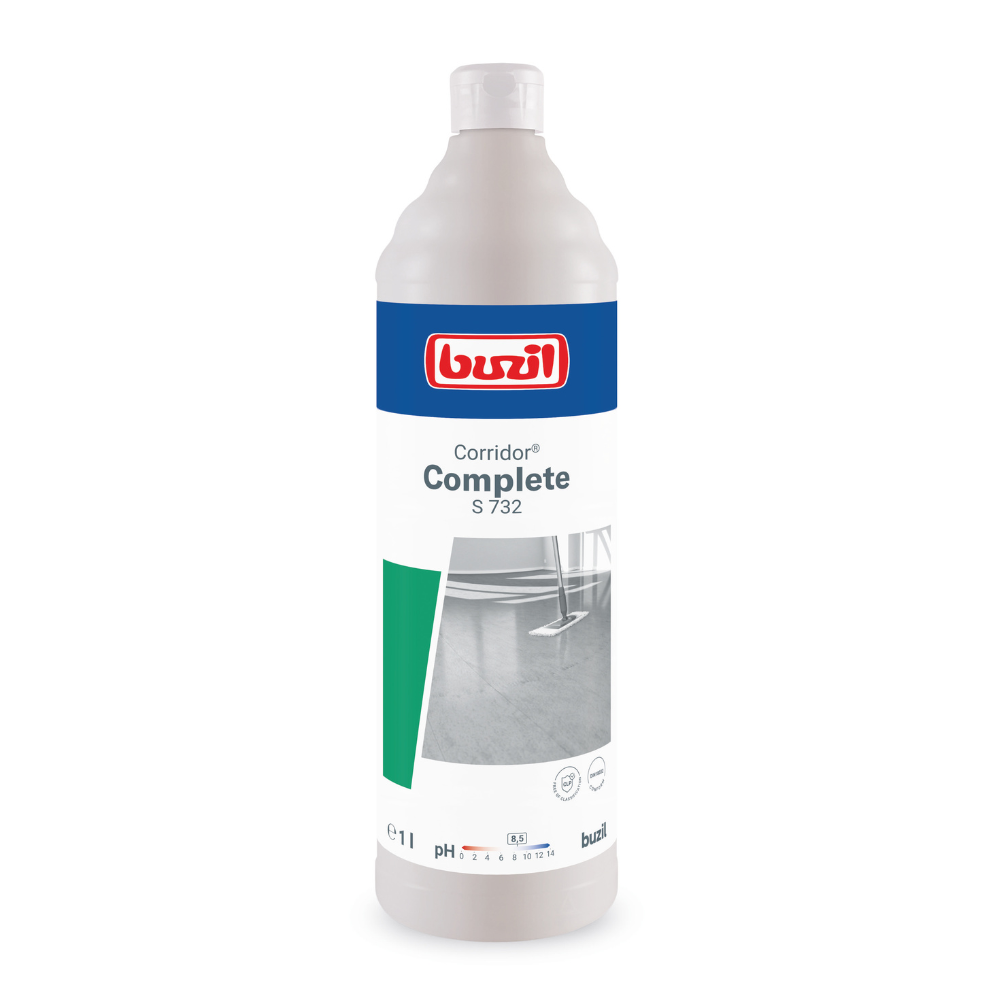 Eine 1-Liter-Flasche Buzil Corridor® Complete S 732 Mehrzweckemulsion Oberflächenreiniger von BUZIL-WERK Wagner GmbH & Co. KG ist für wasserbeständige Böden konzipiert. Die Verpackung ist mit einem blauen Etikett mit roten und grünen Akzenten versehen, das ein Bild eines sauberen Bodens und seiner Mehrzweckemulsionsformel sowie pH-Informationen und Anwendungshinweise hervorhebt.