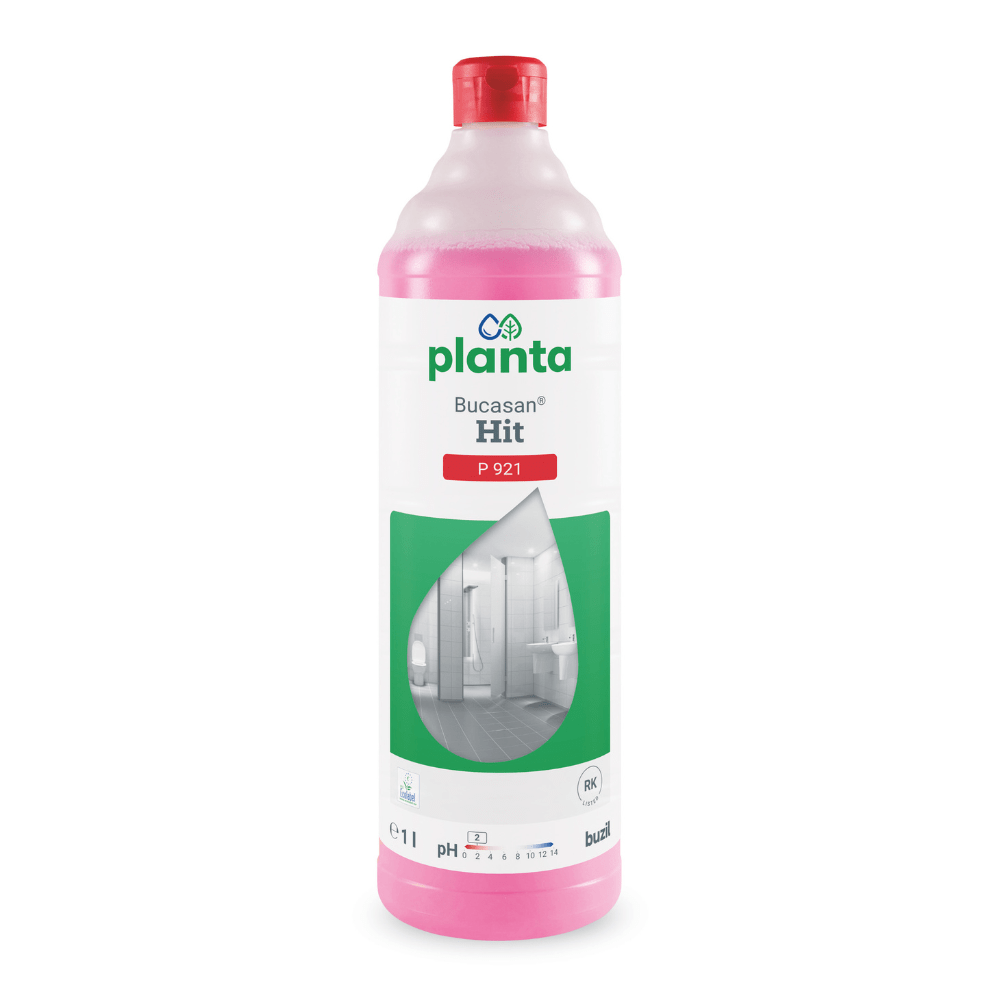 A pink bottle of Buzil Planta Bucasan® Hit P 921, an eco-friendly bathroom cleaner from BUZIL-WERK Wagner GmbH & Co. KG, features a bathroom on its label to highlight its effectiveness as a limescale remover that leaves surfaces streak-free and shiny. The 1-liter bottle has a red cap.
