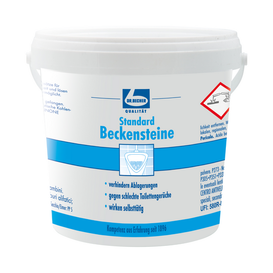 Ein Kunststoffbehälter mit Dr. Becher Beckensteinen Standard der Dr. Becher GmbH, der seine Fähigkeit hervorhebt, trübes Wasser zu klären, Schadstoffe zu reduzieren und schlechte Gerüche mit hygienischer Frische zu bekämpfen. Das Etikett