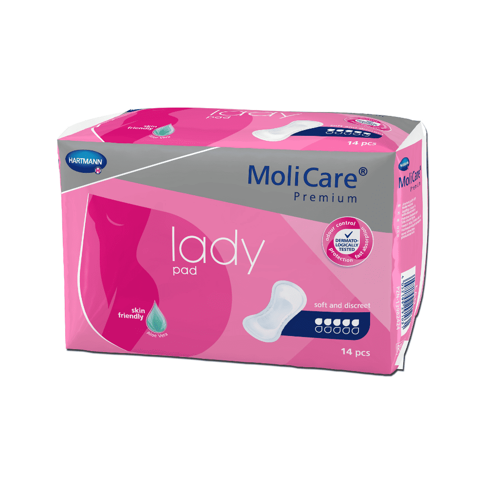Eine Packung MoliCare® Premium Lady Pads der Paul Hartmann AG, abgebildet sind 14 Stück in einer rosa-weißen Verpackung, bei der Eigenschaften wie Hautfreundlichkeit, Geruchsneutralisierung und Komfort hervorgehoben werden.