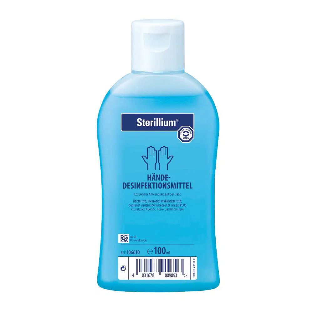 Eine Flasche Sterillium® Händedesinfektionsmittel der Paul Hartmann AG. Der Behälter ist blau und hat ein Etikett mit Handsymbolen und deutschem Text, das darauf hinweist, dass es sich um ein Händedesinfektionsmittel handelt.