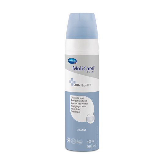 Eine 400-ml-Flasche MoliCare® Skin Reinigungsschaum von Paul Hartmann AG mit blau-weißem Etikett und mehrsprachigem Text auf schlichtem weißen Hintergrund.