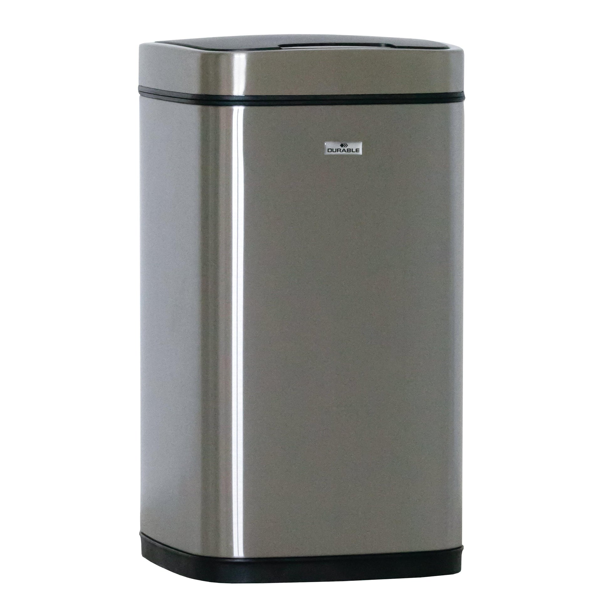 Der Novocal Sensor Abfalleimer ist ein automatischer 12-Liter-Edelstahlabfalleimer mit eleganter, reflektierender silberner Oberfläche und schwarzem Deckel, der sich durch handfreie Bedienung und modernes Design auszeichnet. Marke: Novocal.