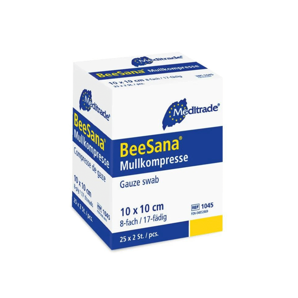 Eine Schachtel steriler Meditrade GmbH BeeSana® Mullkompresse, einfach steril, 8-fach Mulltupfer. Die Verpackung ist weiß und blau, mit Text in mehreren Sprachen, darunter Deutsch, und Größenangaben.