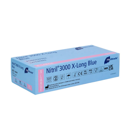 Eine Schachtel Meditrade Nitril® 3000 X-Long 100 Stk. Nitrilhandschuhe extralang, blau, abgebildet vor einem weißen Hintergrund. Die Verpackung ist blau mit weißem Text mit Produktinformationen.