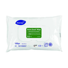 Eine versiegelte Packung mit Auslaufartikel: Diversey Oxivir® Excel Wipe Desinfektionstücher (100 Tücher) von Diversey Deutschland GmbH & Co. OHG, mit Produktinfo, Logos, breiter Wirksamkeit und Zertifizierungen in blau und grün auf der Vorderseite.