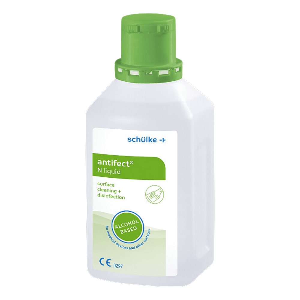 Eine Flasche Schülke antifect® N Liquid Flächendesinfektion der Schülke & Mayr GmbH mit weißem Etikett und grünen Akzenten, auf denen Symbole für biologische Gefährdung und Umweltsicherheit abgebildet sind.