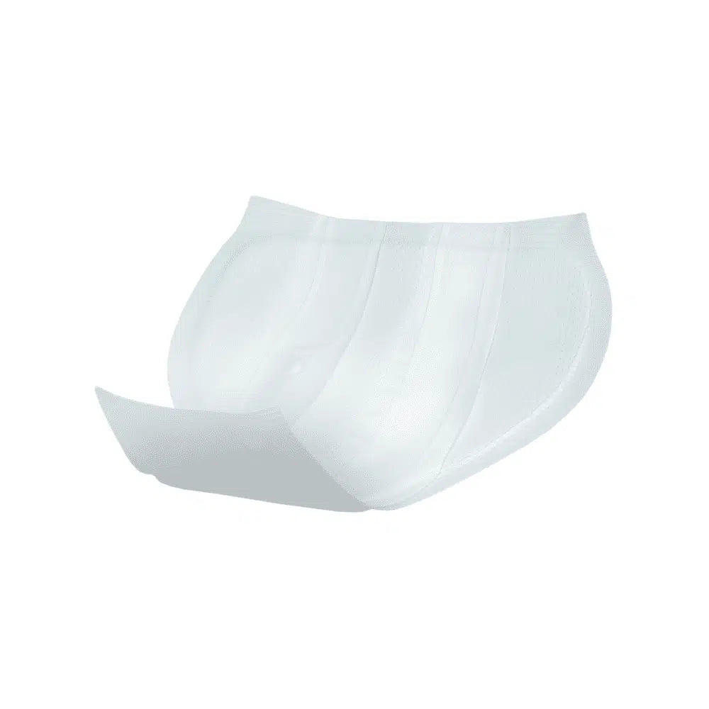 Ein Paar weiße, transparente Damenunterwäsche mit Seni Man Extra Inkontinenzeinlage für Männer - 15 Stück | Packung (15 Stück) auf weißem Hintergrund von TZMO Deutschland GmbH.