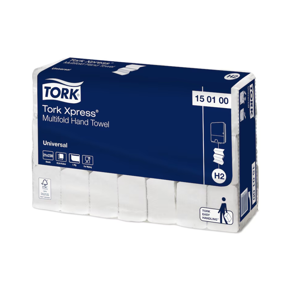 Das Bild zeigt eine Schachtel Tork Xpress® 150100 Multifold-Handtücher Universal H2 1-lagig 25,5cm von TORK – Essity Professional Hygiene Germany GmbH, bekannt für sein hervorragendes Preis-Leistungs-Verhältnis. Die dunkelblaue Verpackung mit weißem Text zeigt deutlich die Produktdetails und enthält mehrere einzelne Handtuchpakete.