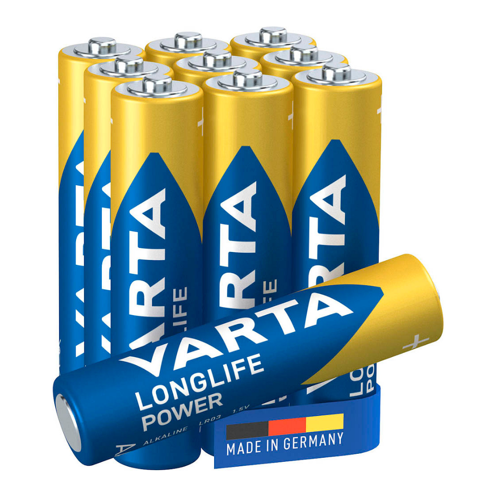 Sechs Varta Longlife Power Micro AAA Batterien übereinander gestapelt, eine davon liegt vorne, mit blauem und gelbem Markenlogo und der Aufschrift „Made in Germany“.