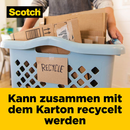 Eine Person hält einen blauen Korb mit flachgedrückter Pappe und einem "Recycle"-Schild. Das 3M Scotch® Box Lock™ Papier-Verpackungsband (48 mm x 22,8 m) Logo ist oben links. Text darunter: "Kann zusammen mit dem Karton recycelt werden.